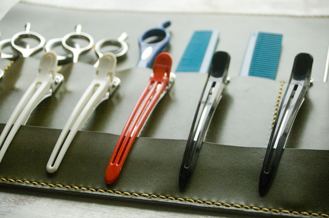 ロールシザーケース　6ポケット　はさみ3or4丁 プルアップ革