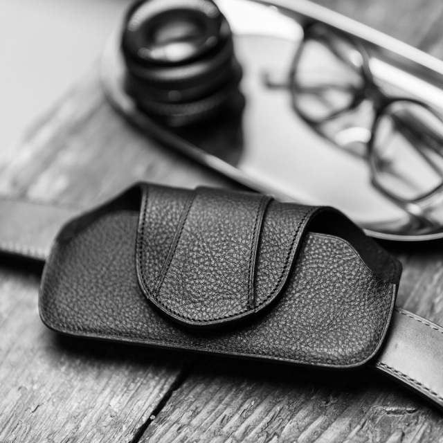 上質を知る紳士の為のメガネケース ベルトループ付き サングラス老眼鏡