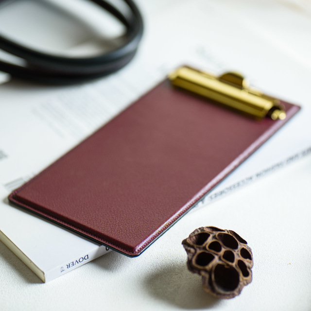 革のクリップボード伝票用