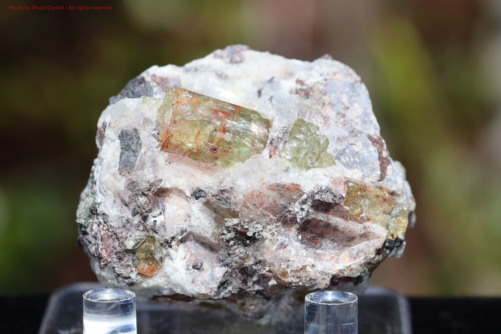 イエローアパタイト原石(FF189)