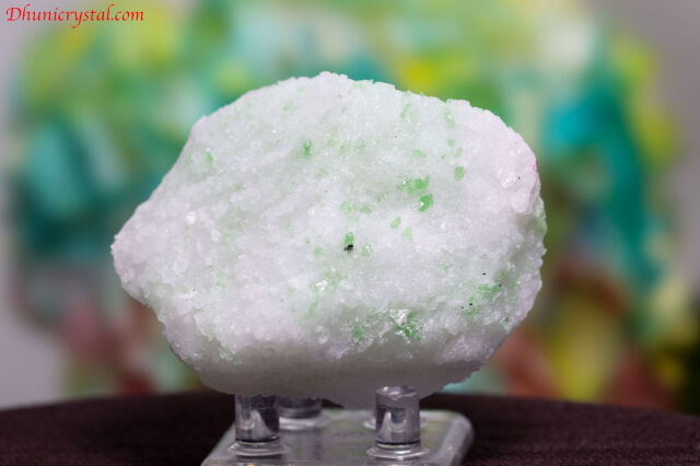 スピネル結晶/母岩付き(P366)