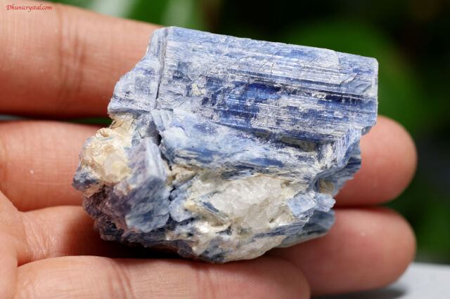 カイヤナイト(原石) カイヤナイトの原石(A455)