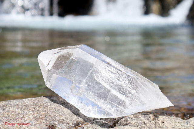 ヒマラヤ水晶  メルー産 スモーキークォーツ シャークスフィン ヒマラヤ水晶 メルー峰 チャージ 浄化の最上級石 空間浄化 運気上昇