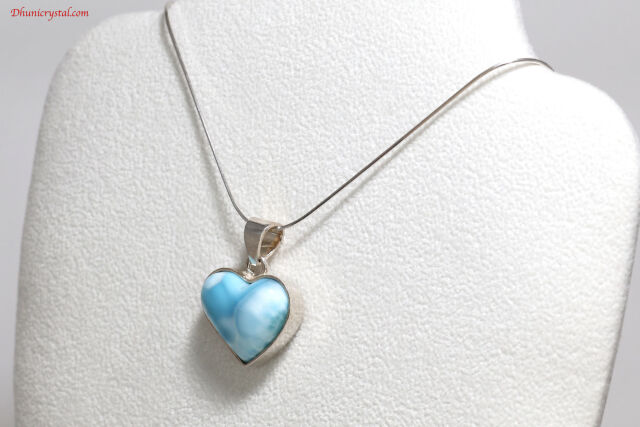 ラリマーの写真