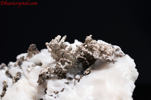 天然石Gemstone NATIVE SILVER/銀の天然結晶(D868)