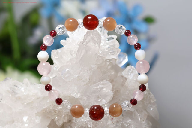 Dhunicrystalオリジナルブレスレット【バレンタイン・ブレス】/『恋愛』『女子力』『勇気』/手首サイズ14.5cm~15.5cm(FF105)