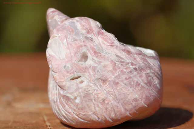 ピンクオパール 鷲のカービング 愛と自由の天然石彫刻