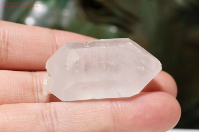 モンドクォーツ 原石 タンザニア産 神秘の天然水晶