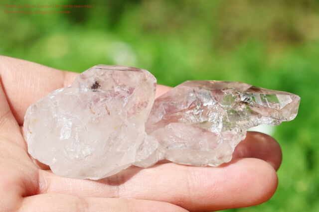 モンドクォーツ 原石 タンザニア産 神秘の天然水晶