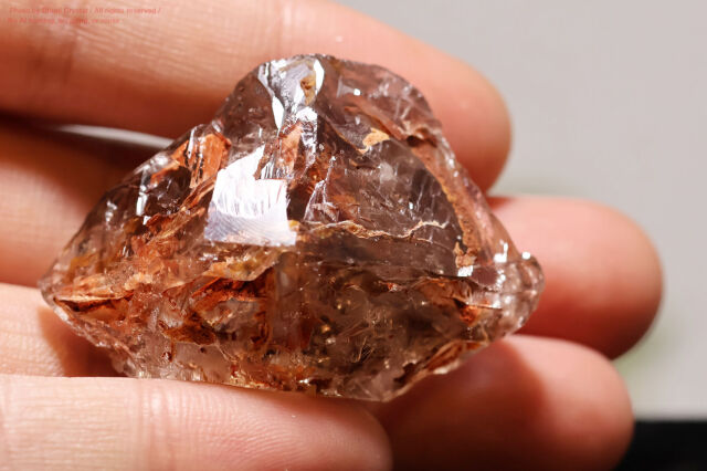 カルール産エレスチャル水晶 幻の希少クリスタル