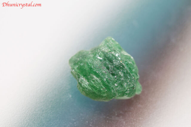 ツァボライトガーネット/グリーンガーネット(G34)