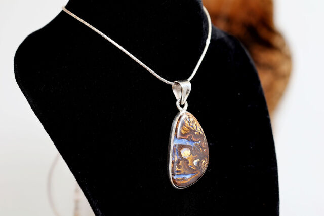 ボルダーオパールのペンダント（ss35)