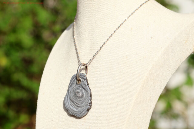 カーネリアン ❣️ドゥルージージオード付き♡ 結晶に虹あり♡ ペンダント】カルセドニードゥルージー｜繊細な結晶の輝き・癒しと直感