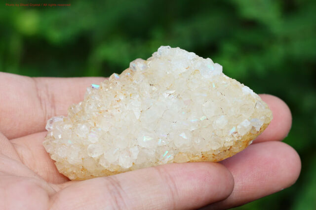 アナンダライト 虹色の覚醒クリスタル 天然石 水晶 原石