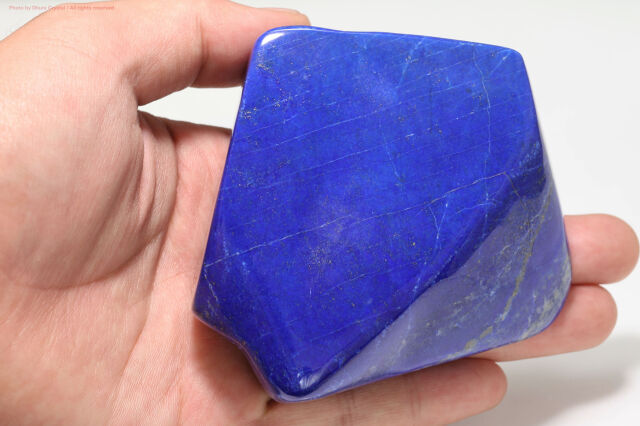 ラピスラズリ】深い瑠璃色に宿る叡智と守護の石｜天然石・パワーストーン