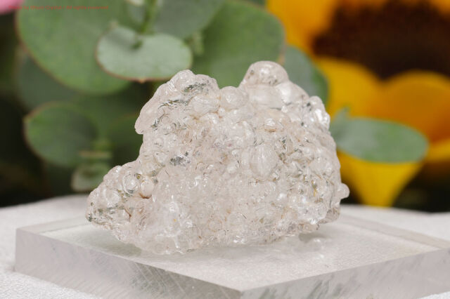 ハイアライトオパール｜蛍光グリーンに輝く不思議な石