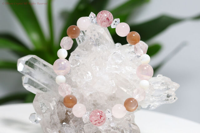 Dhunicrystalオリジナルブレスレット【ストロベリー&チョコレート】/手首サイズ14.5cm~15cm(T55)