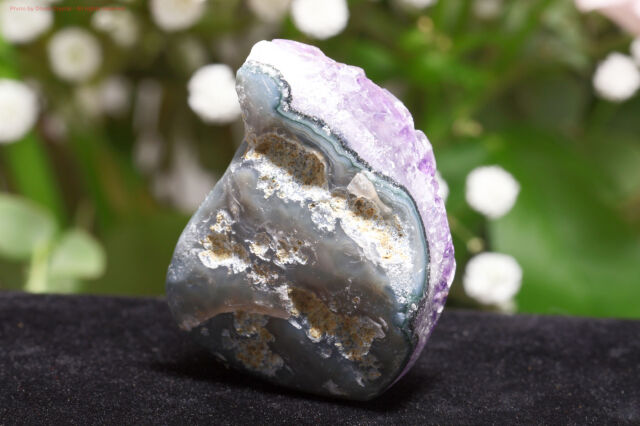 アメジストクラスター 空間を浄化し心を癒す高波動のヒーリングストーン