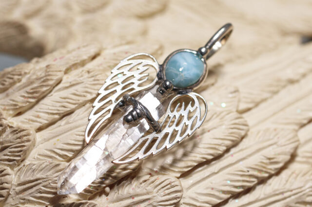 Magical Delight/マジカルデライト【エンジェルウィング・ペンダント/ラリマー】(W745)