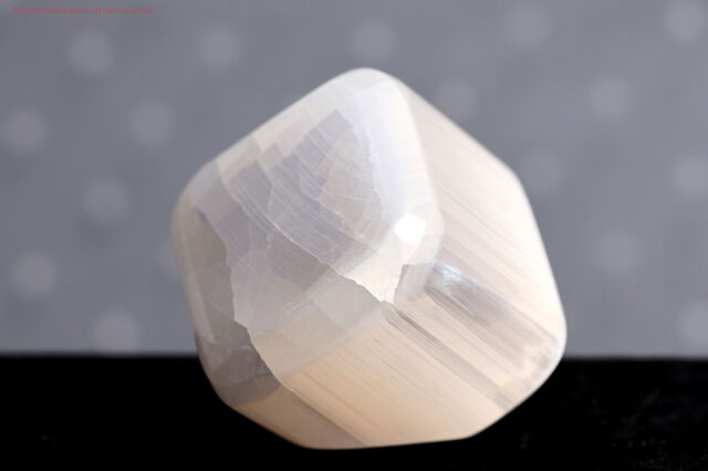 セレナイト/キューブ型(T802)