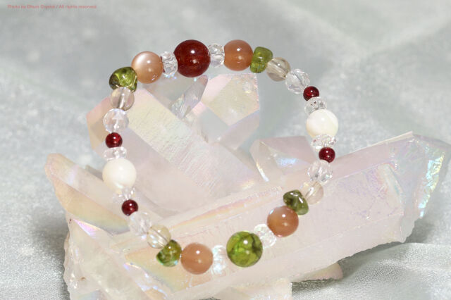 Dhunicrystalオリジナルブレスレット【クリスマスツリーなブレスレット】/『勇気』 『カリスマ』『女子力』/手首サイズ14.5cm~15cm/(T818)