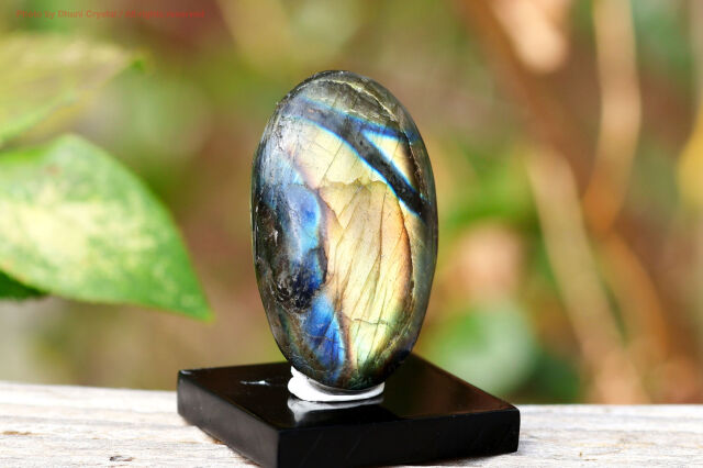 ラブラドライト 潜在能力を開き未来を照らす虹色の変光石