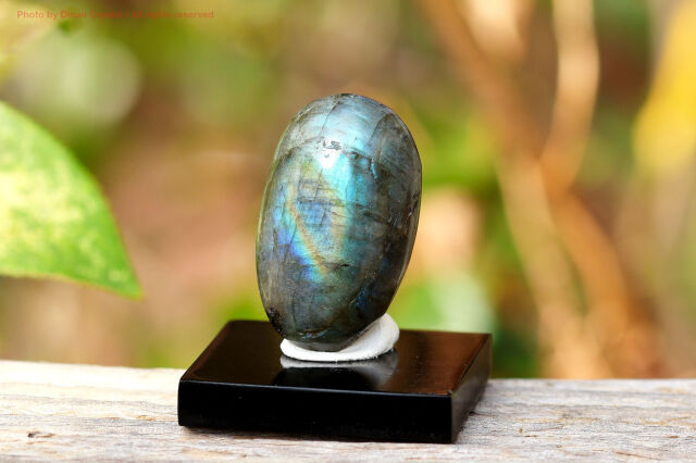 ラブラドライト 潜在能力を開き未来を照らす虹色の変光石