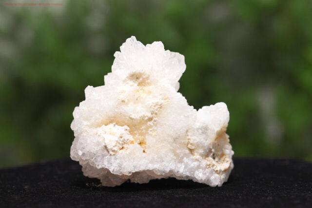 【浄化・活力・成功】カルサイトクラスター⭐️フローライト共生 ⭐️2回結晶　N149 浄化・活力・成功】カルサイトクラスター⭐️フローライト共生 ⭐️2回