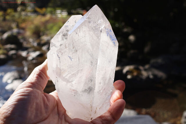 マニハール産 ヒマラヤ水晶 原石｜透明度抜群のクリスタル