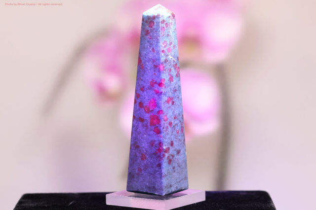 ルビーインカイヤナイト｜情熱と冷静を併せ持つ神秘の石