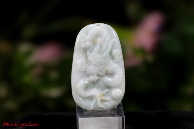 【SOLDOUT】翡翠/青龍/革紐ペンダント(U680)