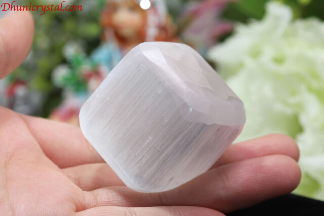 【SOLDOUT】セレナイト/キューブ型(U771)