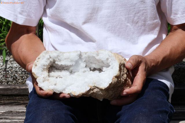 水晶 特別価格]マダガスカル産水晶クラスター/ピンク（原石241g