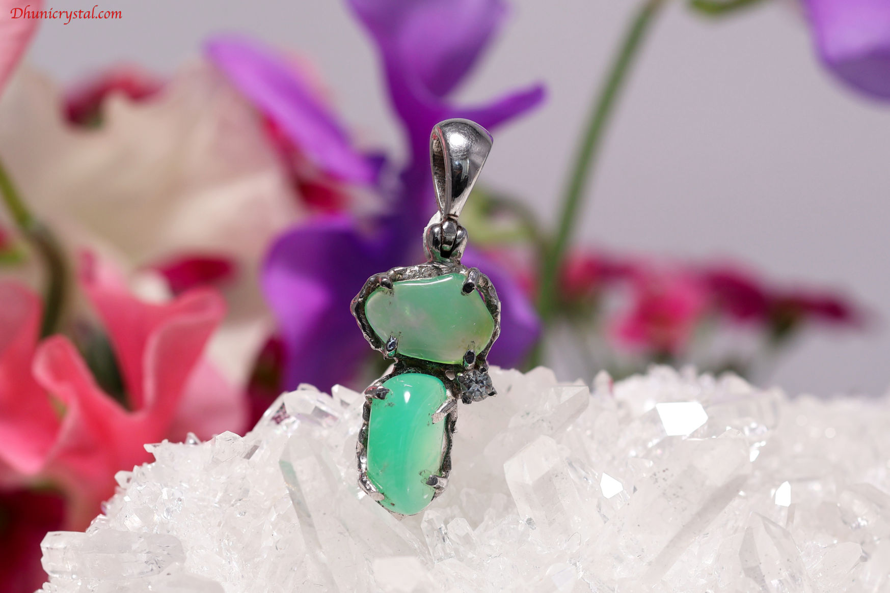 スターボーンペンダント【クリソプレーズ＆ホワイトトパーズ】(W878)