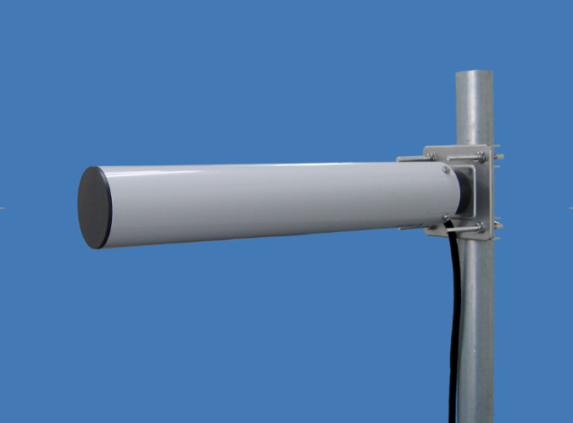 YA515S-5600【5.6GHz帯】アマチュア無線用カバー付18素子八木型アンテナ