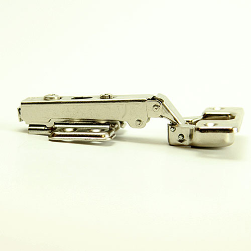 キャッチを無くしていていますのでこの値段で出させて頂きました セイフキャッチ（セーフキャッチ） TOMAG クワ型プッシュラッチ