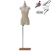 トルソー レディース 7号 発泡スチロール製 腕なし 股あり 綿麻グレージュ張 木製スタンド 国産 [PS72N-S2D]