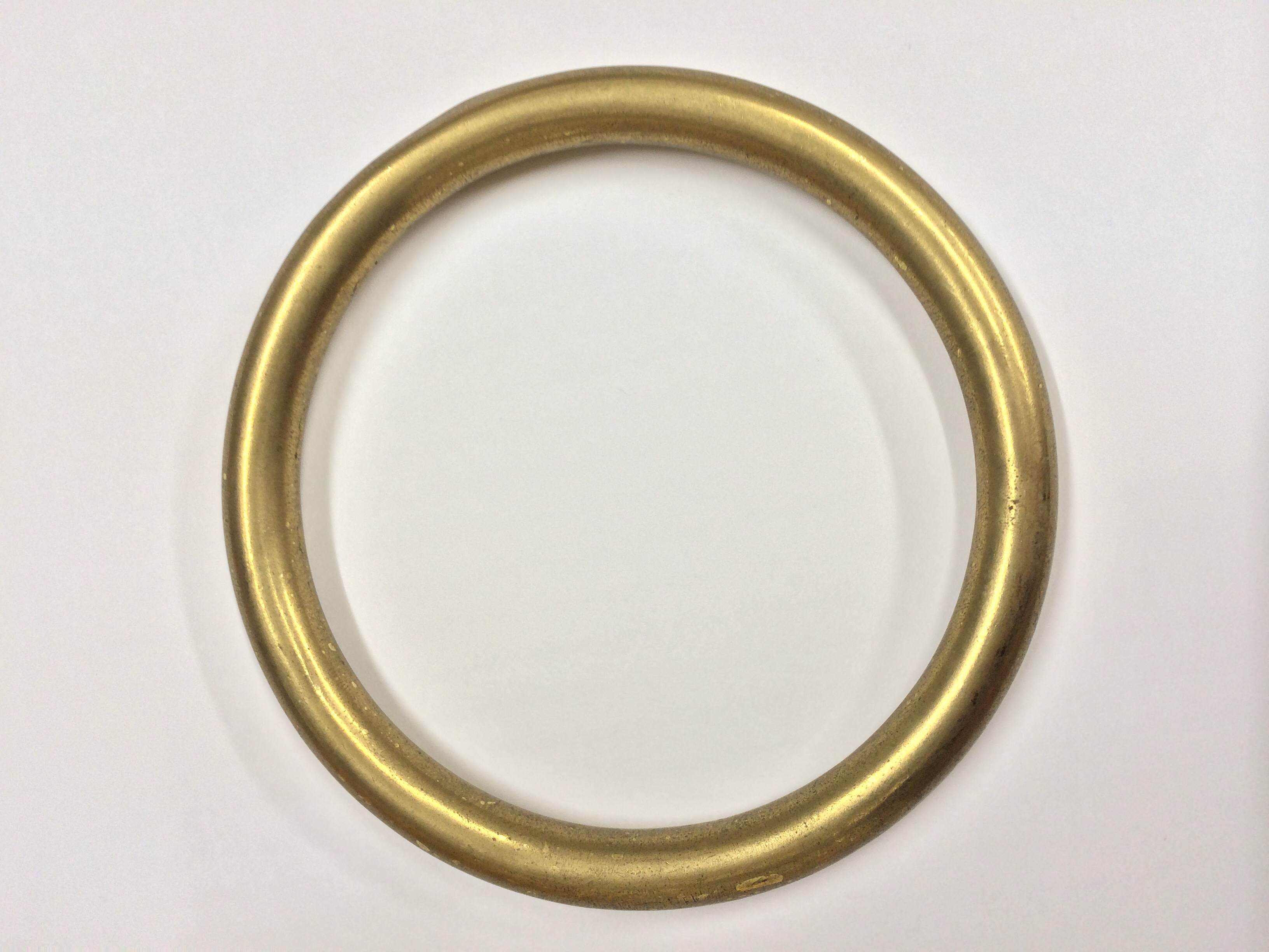 真鍮リングXL（直径9ｃｍ/内径7.5ｃｍ）