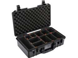 PELICAN(ペリカン) 1525 エアケース トレックパック プレスアンドプルラッチ ブラック 26L [015250-0051-110] 1525Air 1525 Air Case with TrekPak™ Press and Pull Latch Black