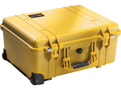 PELICAN（ペリカン）プロテクターケース 1560 フォーム付 YELLOW [イエロー] [1560-000-240] キャスター付き ハードケース 防水性・耐衝撃性・防塵性 保護ケース カメラ用品 収納可能な延長ハンドル