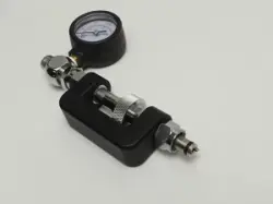 IST レギュレター メンテナンス用品 セカンドステージ中間圧力計付調節ツール Max:21Kg/cm2 [CT-6]
