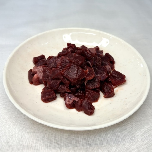 鹿　ダイスカット