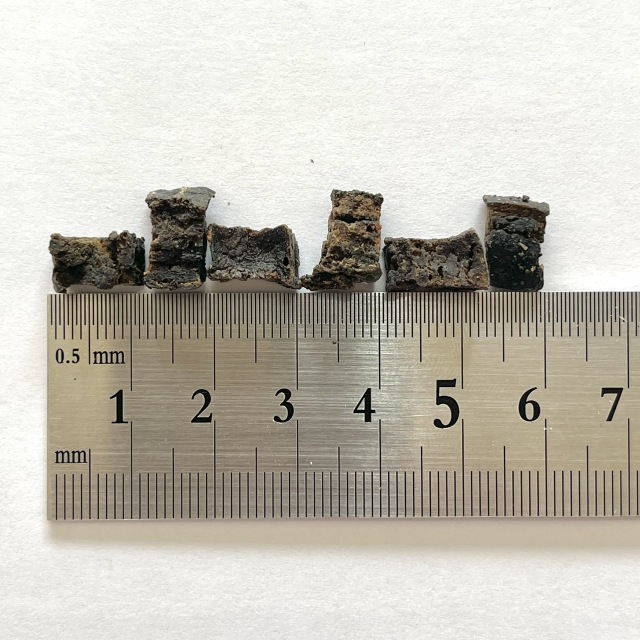 牛レバーダイス