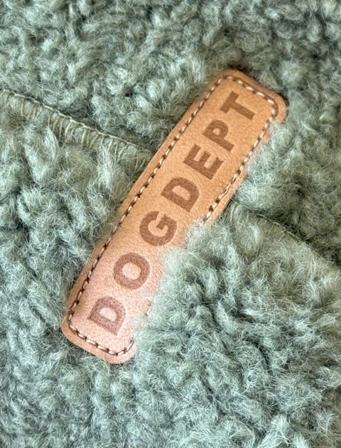エコムートンボアボタンパーカー   ブランドのドッグデプト/DOG DEPT