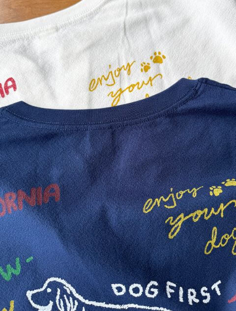 グラフィティ梨地キーネック   ブランドのドッグデプト/DOG DEPT