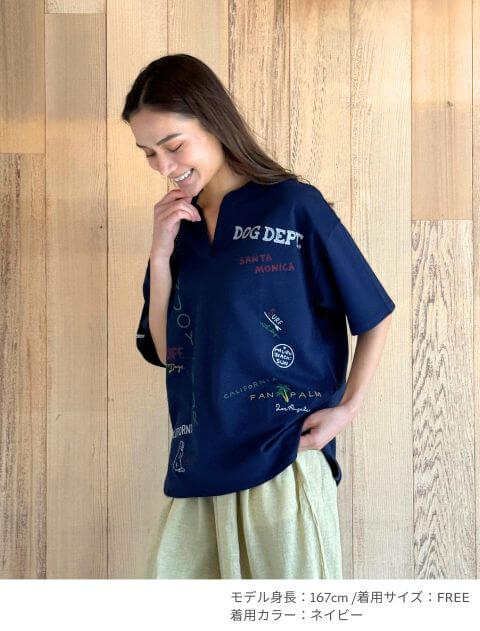 グラフィティ梨地キーネック   ブランドのドッグデプト/DOG DEPT