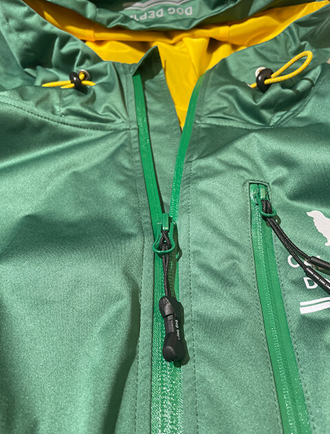 ２レイヤー　撥水ジップパーカー  ブランドのドッグデプト/DOG DEPT