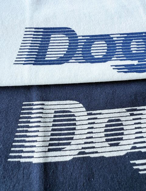 USAシャドーボーダーロゴベーシックTシャツ ブランドのドッグデプト/DOG DEPT