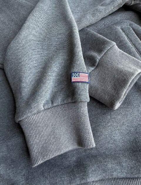 クラシックロゴスタンドジップ  ブランドのドッグデプト/DOG DEPT