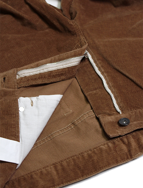 コーデュロイパンツ